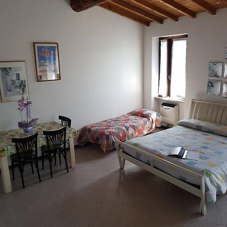 Appartamento Casa Bagatta Desenzano del Garda Esterno foto